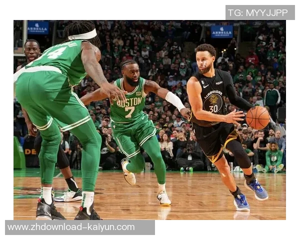 太阳紧追独行侠争夺附加赛名额前景乐观